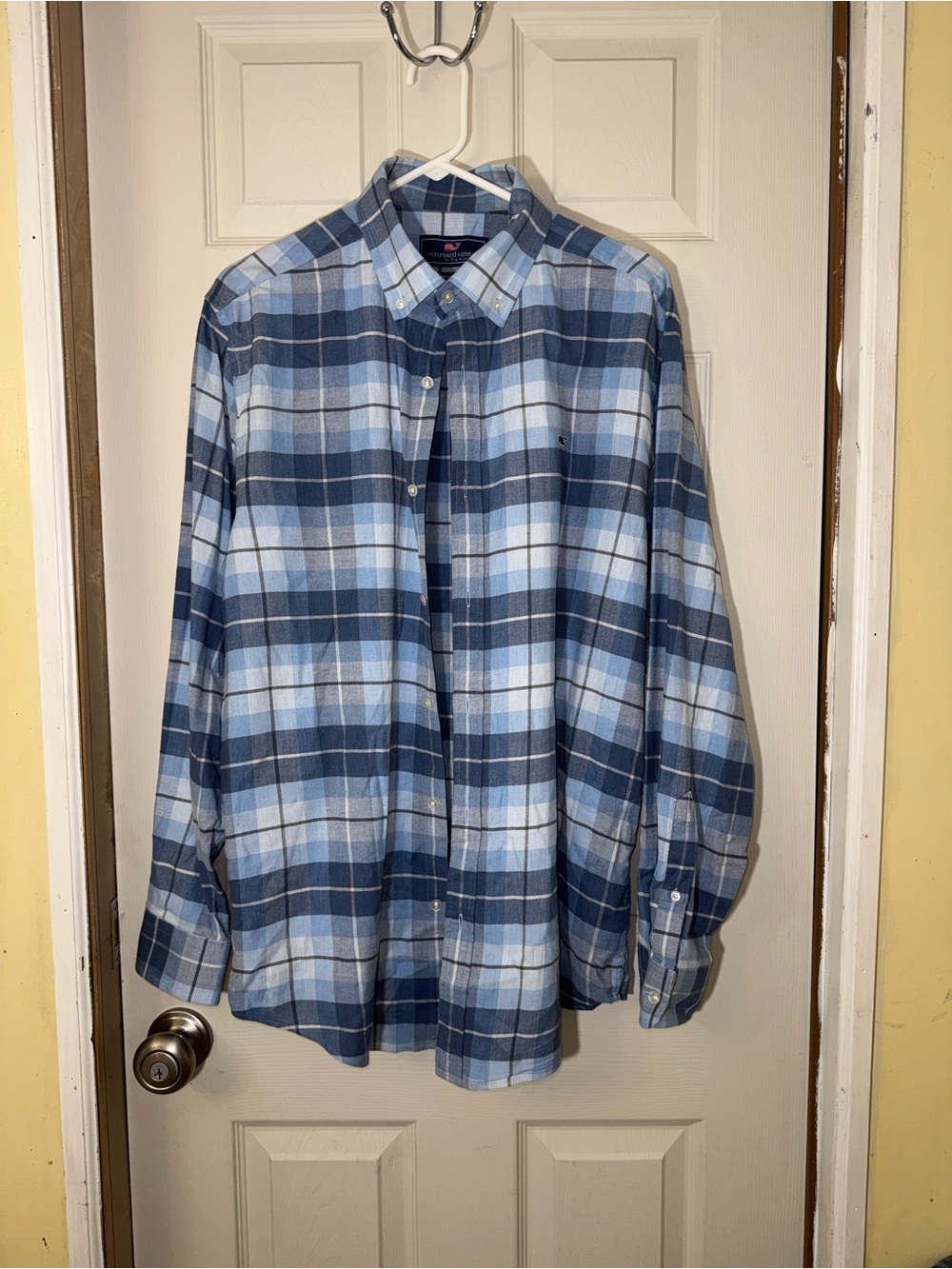 Vineyard Vines Blue and Light Blue Plaid Button-Down Shirt
